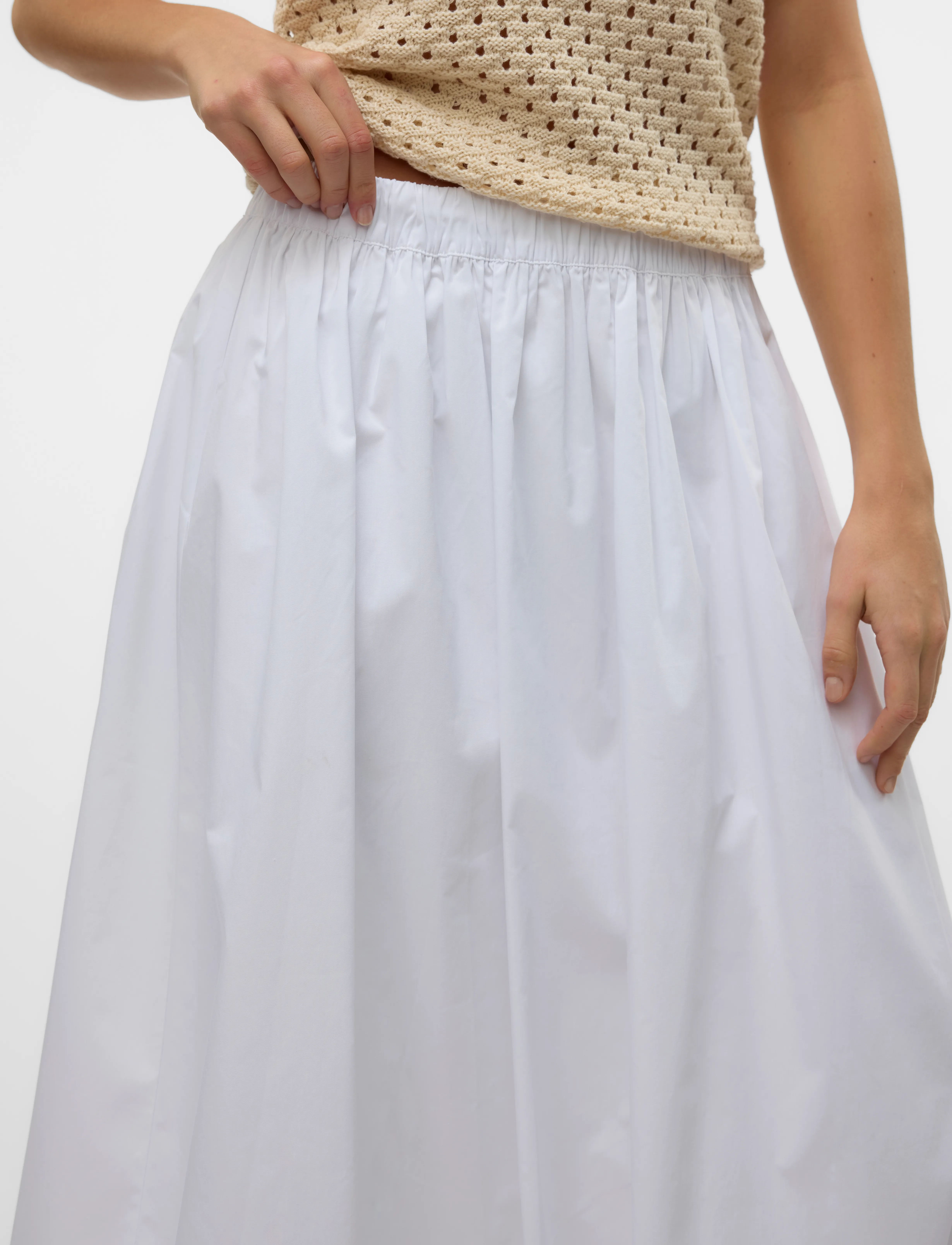 Vero Moda - VMFRIBA MW 7/8 BALLOON SKIRT WVN GA - snow white - 5
