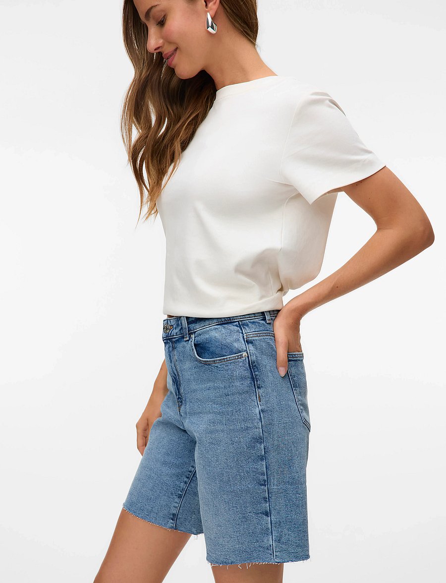 Vero Moda - VMCLEO HR LONG DNM SHORTS MIX NOOS - jeansshorts - light blue denim - 5
