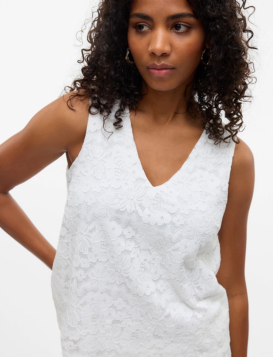 Vero Moda - VMHONEY LACE SL V-NECK TOP WVN GA - linnen - snow white - 5