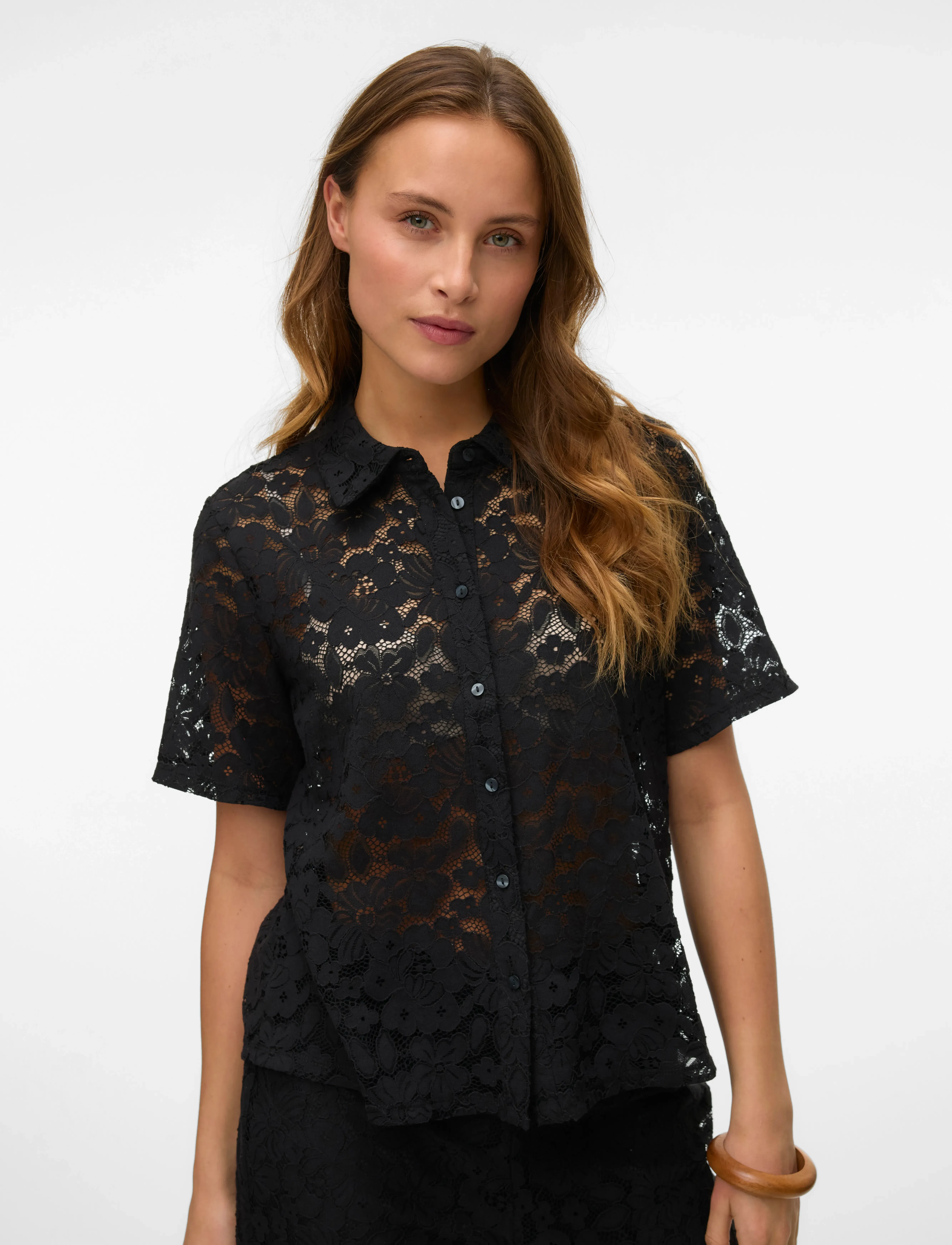 Vero Moda - VMHONEY LACE SS SHIRT WVN GA - kurzärmlige hemden - black - 3
