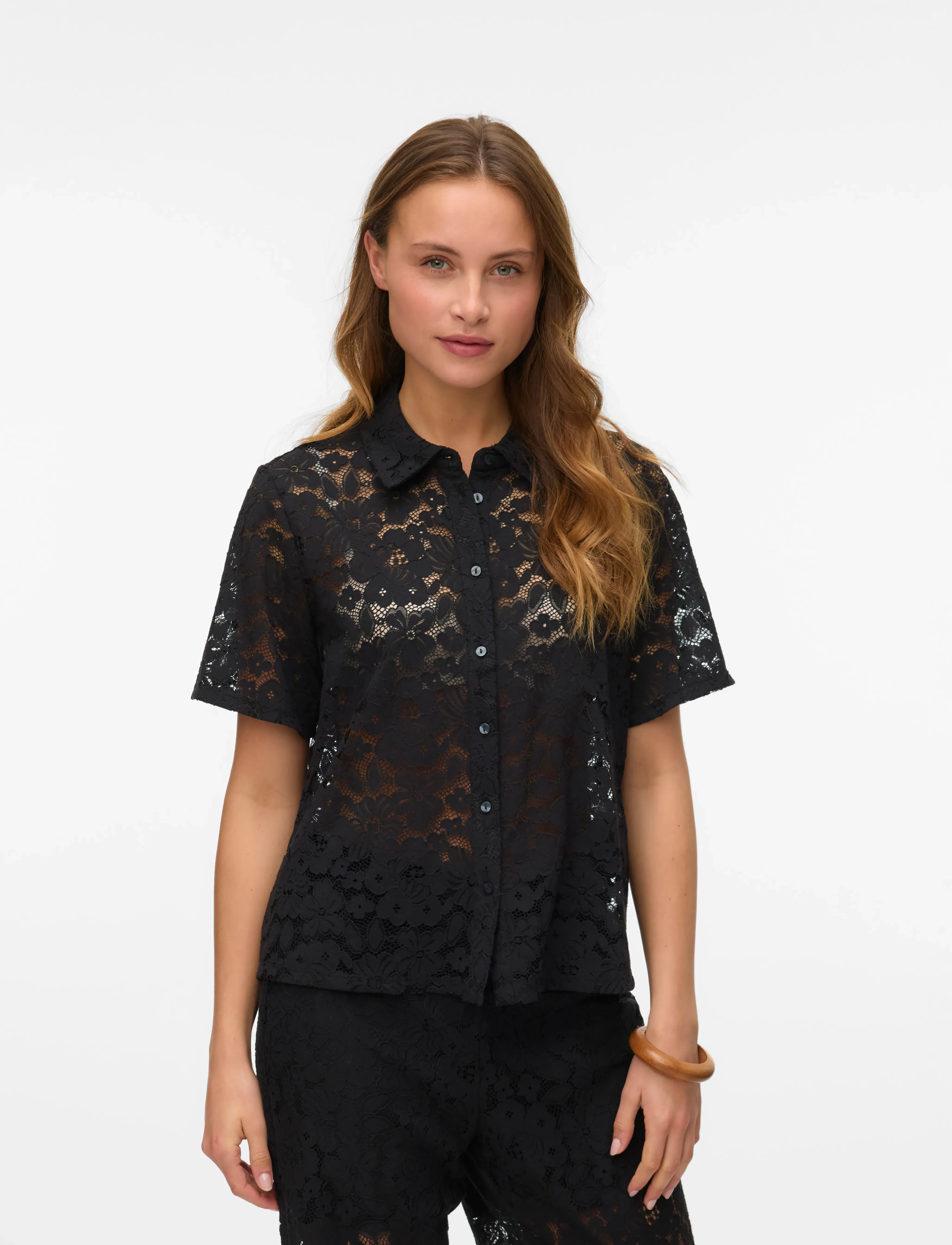 Vero Moda - VMHONEY LACE SS SHIRT WVN GA - kurzärmlige hemden - black - 4