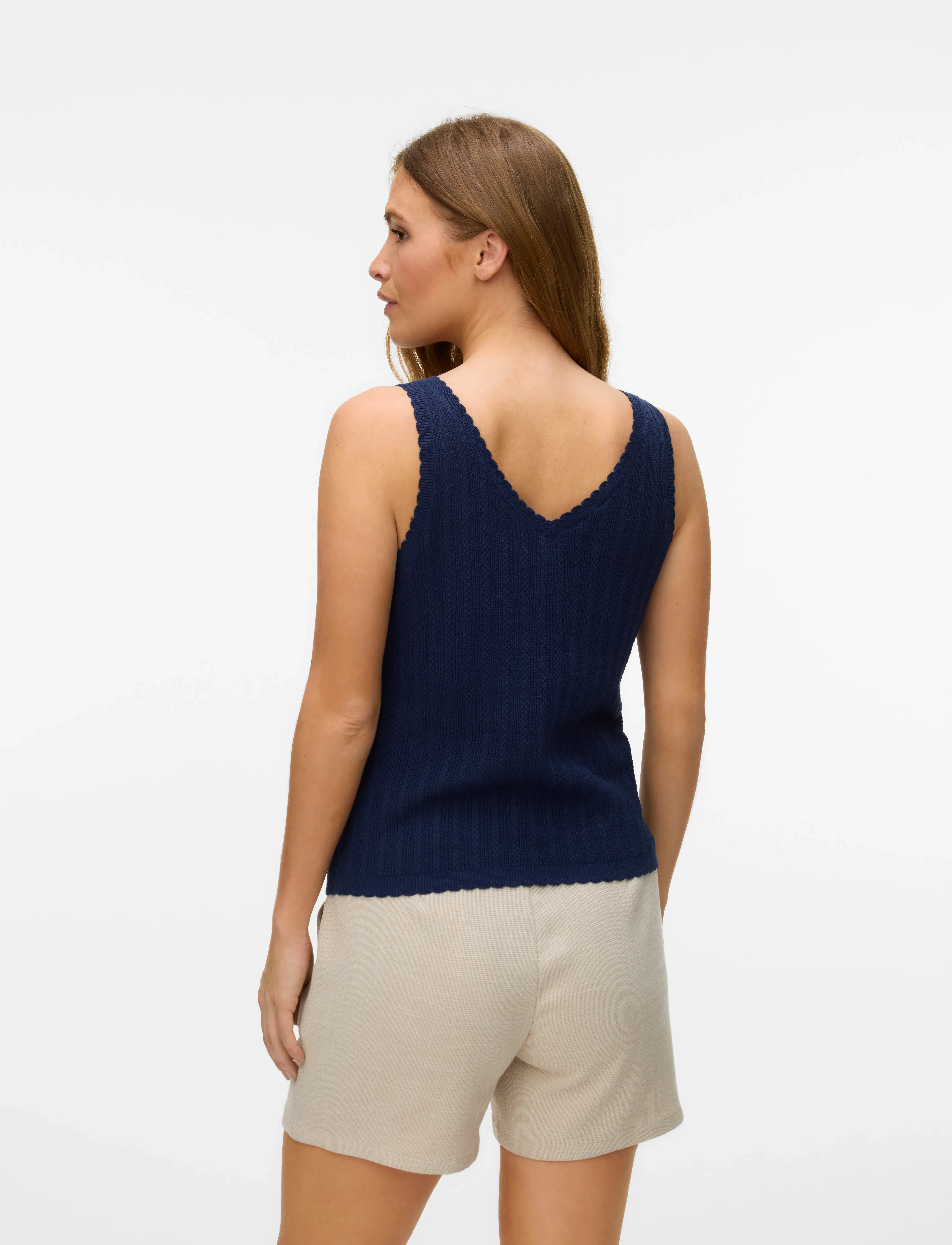Vero Moda - VMLUXLIGHT POINTELLE SL V-NECK TOP - navy blazer - 2