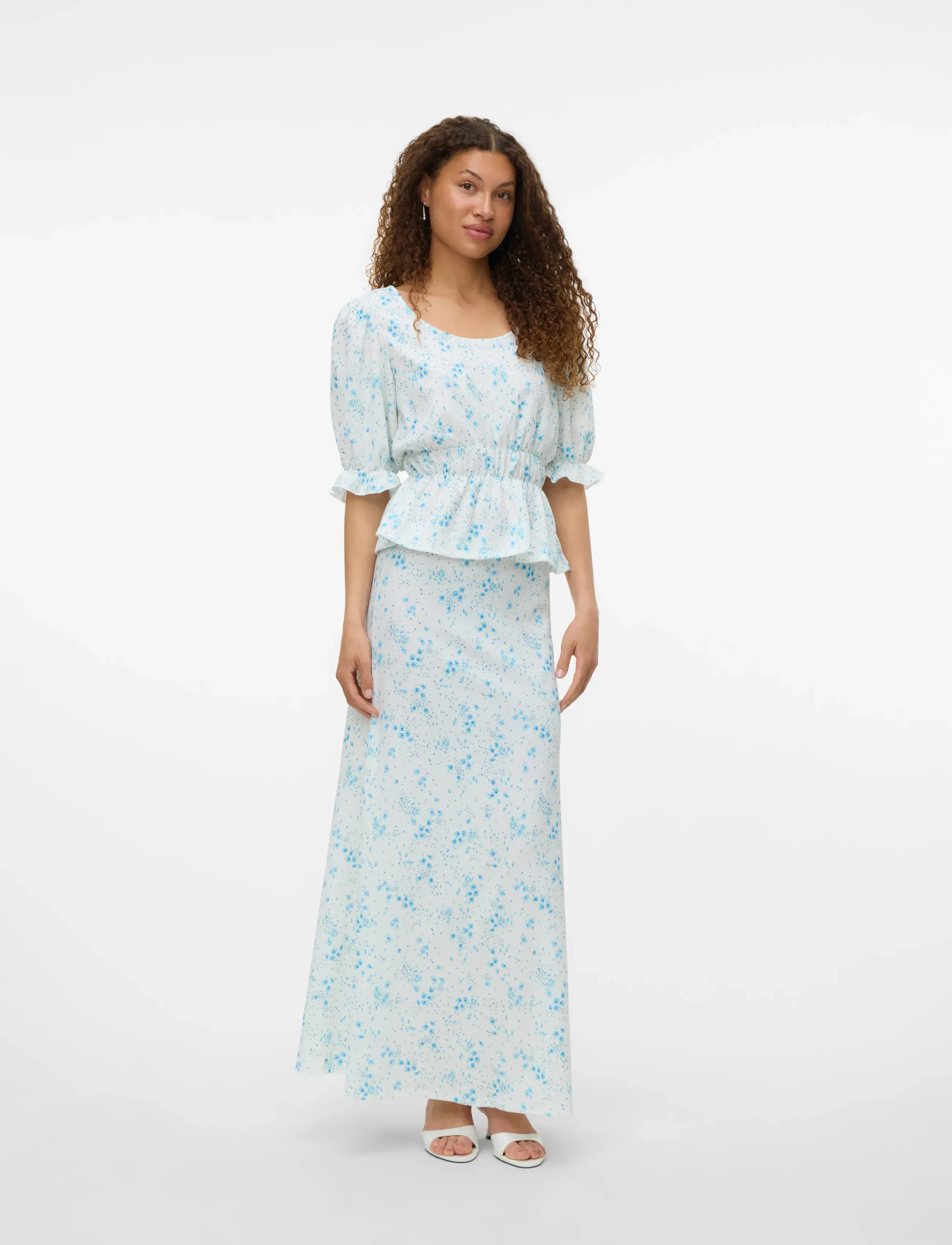 Vero Moda - VMSOMYA 2/4 VERSATILE TOP VMA - lühikeste varrukatega pluusid - snow white - 0