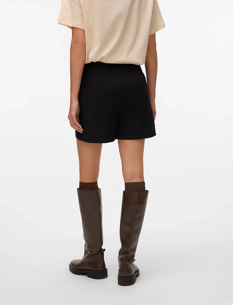 Vero Moda - VMMELINA HW SHORT SKORT SOLID NOOS - casual shorts - black - 3