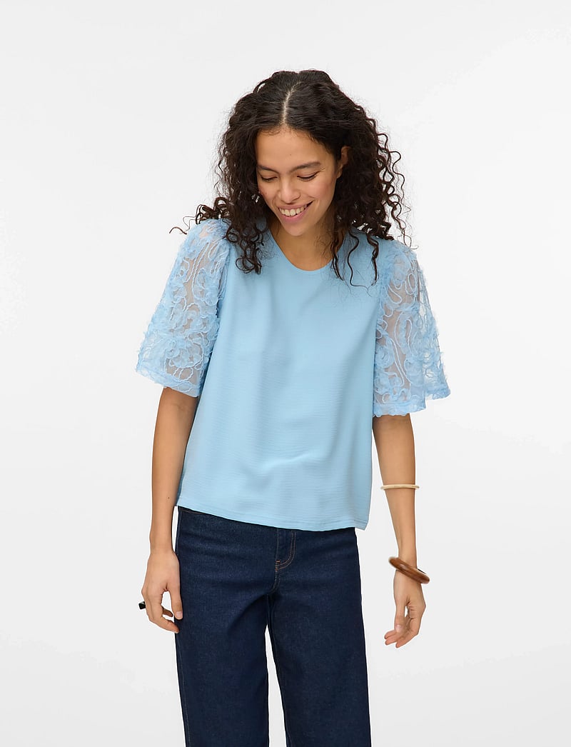 Vero Moda - VMNINA 2/4 TOP JRS - short-sleeved blouses - airy blue - 0