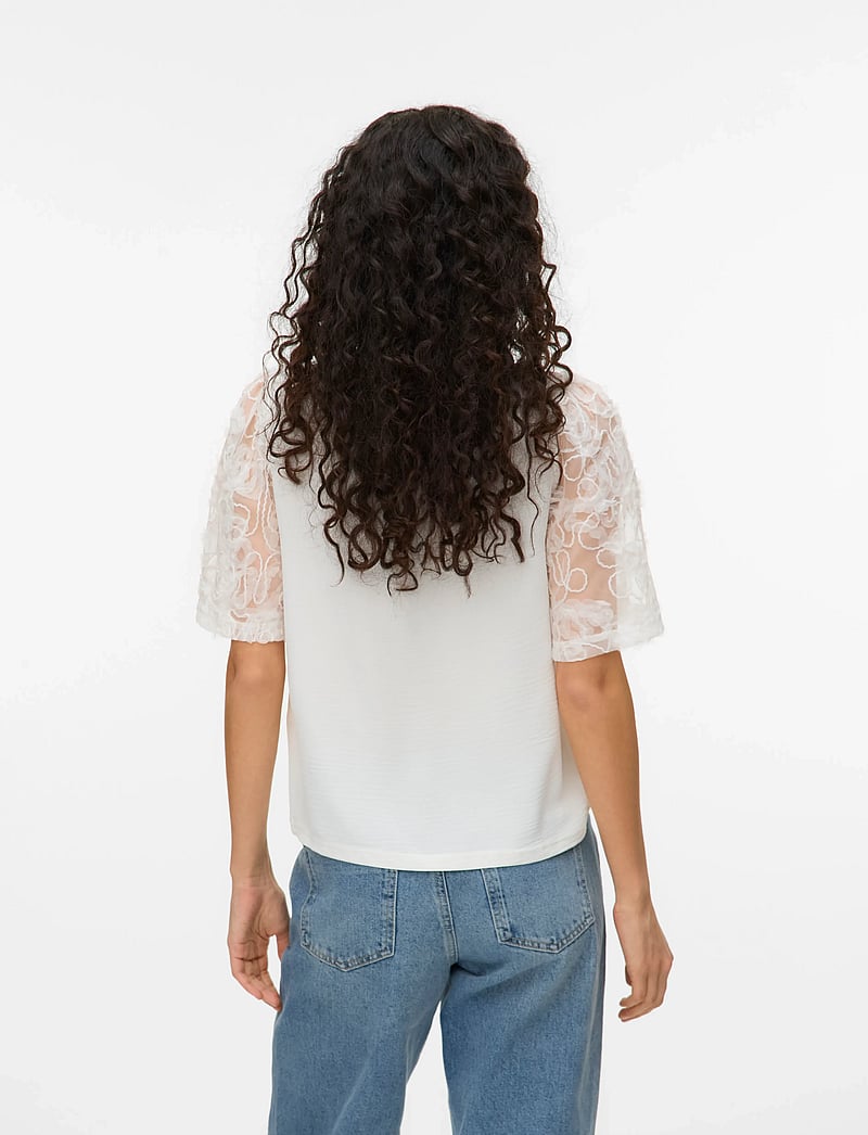 Vero Moda - VMNINA 2/4 TOP JRS - kurzämlige blusen - snow white - 2