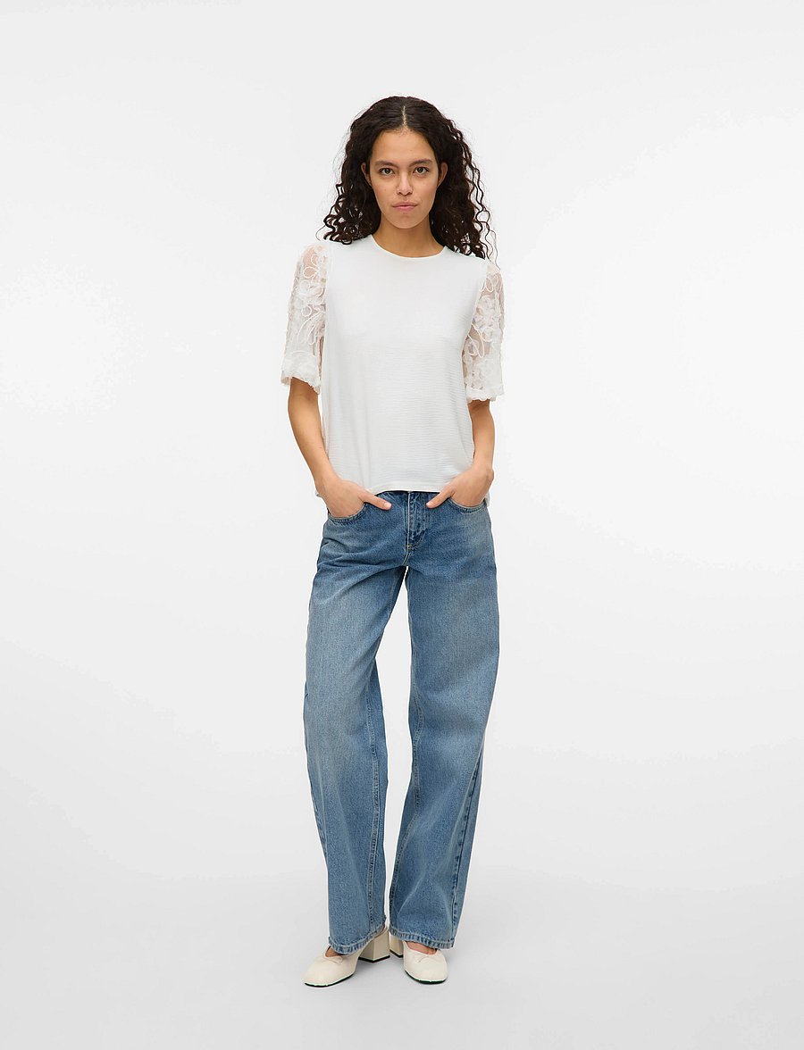 Vero Moda - VMNINA 2/4 TOP JRS - kurzärmelige blusen - snow white - 3
