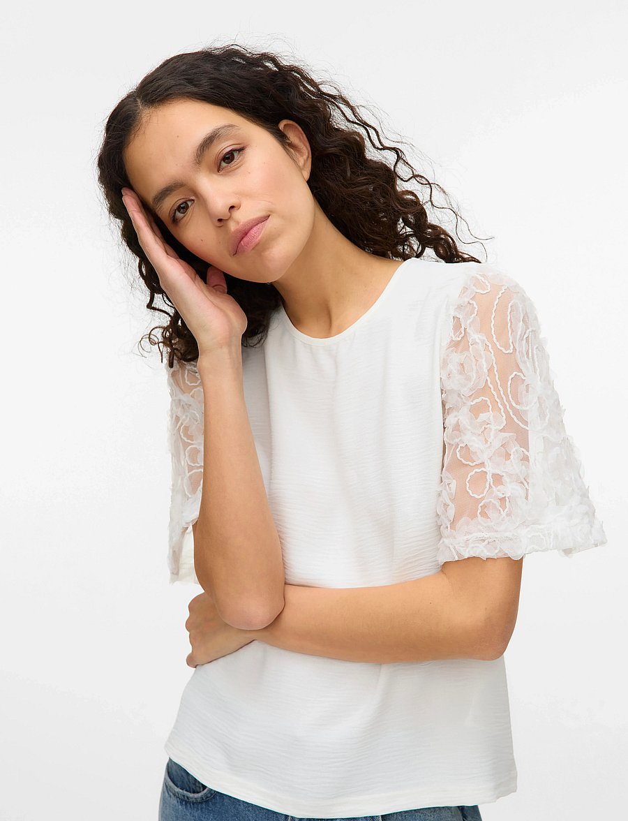 Vero Moda - VMNINA 2/4 TOP JRS - kurzärmelige blusen - snow white - 4