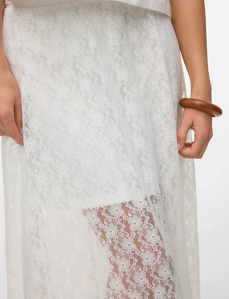 Vero Moda - VMNELDA HW LONG LACE SKIRT JRS EXP - maksiseelikud - snow white - 4