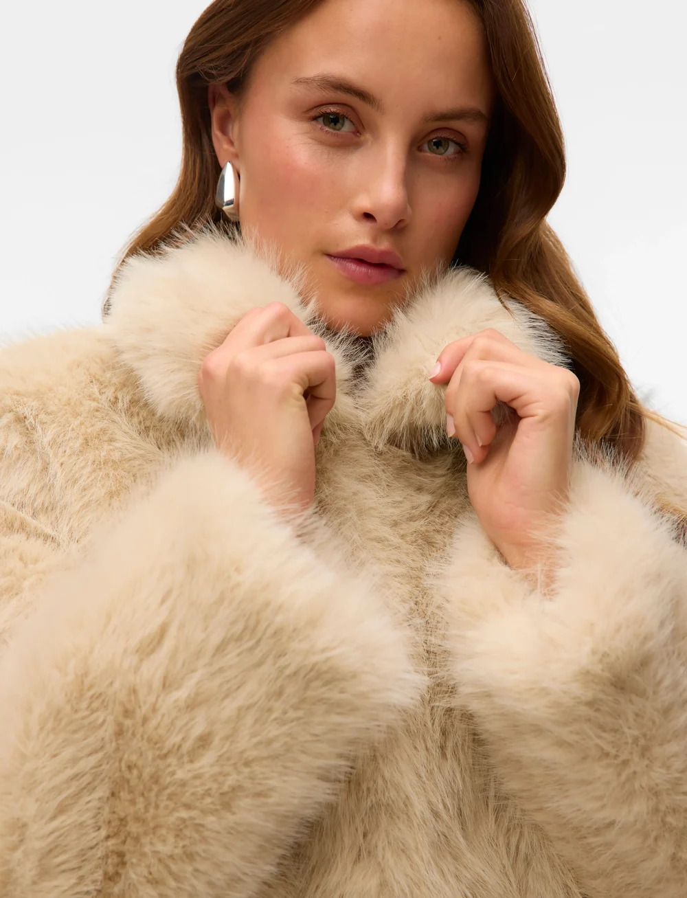 Vero Moda - VMGLORIA JACKET PRM - faux fur jakker - oatmeal - 4