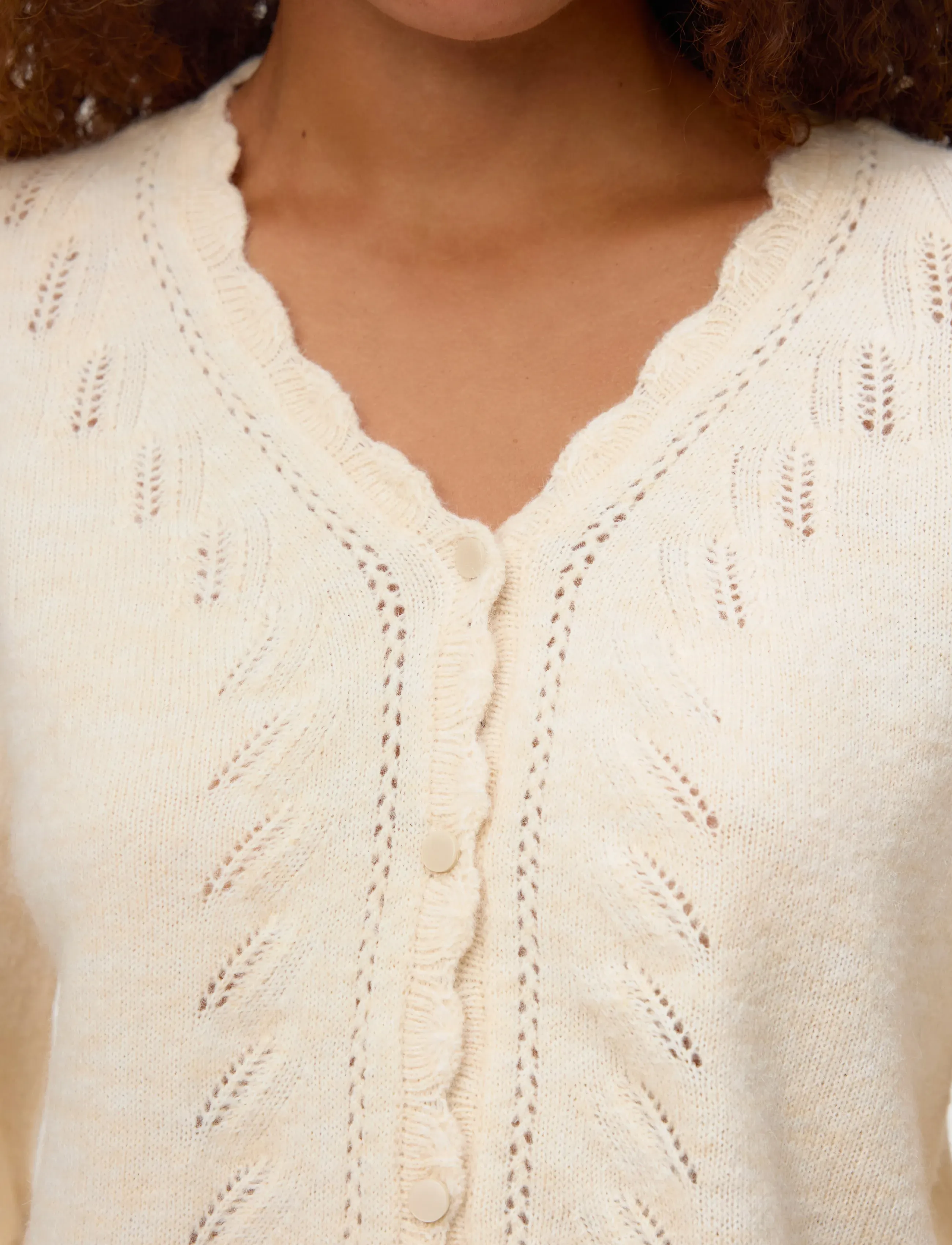 Vero Moda - VMLYA LS V-NECK CARDIGAN BTQ - birch - 4