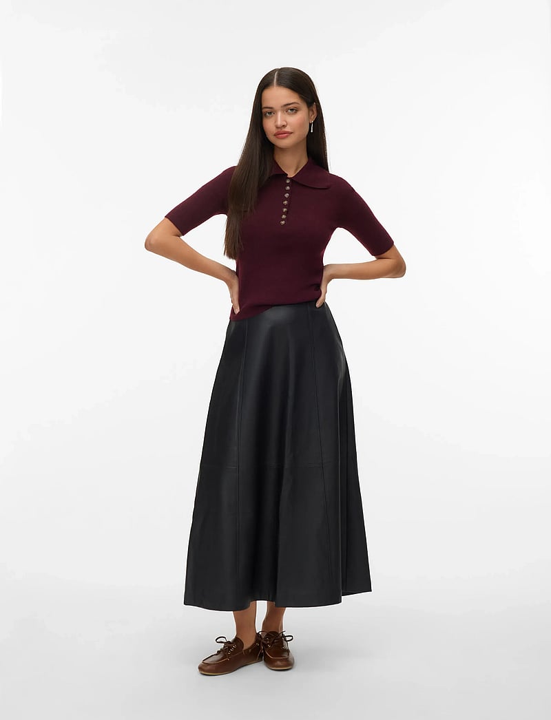 Vero Moda - VMOLIVE HW COATED ANKLE SKIRT PRM - maxi röcke - black - 0