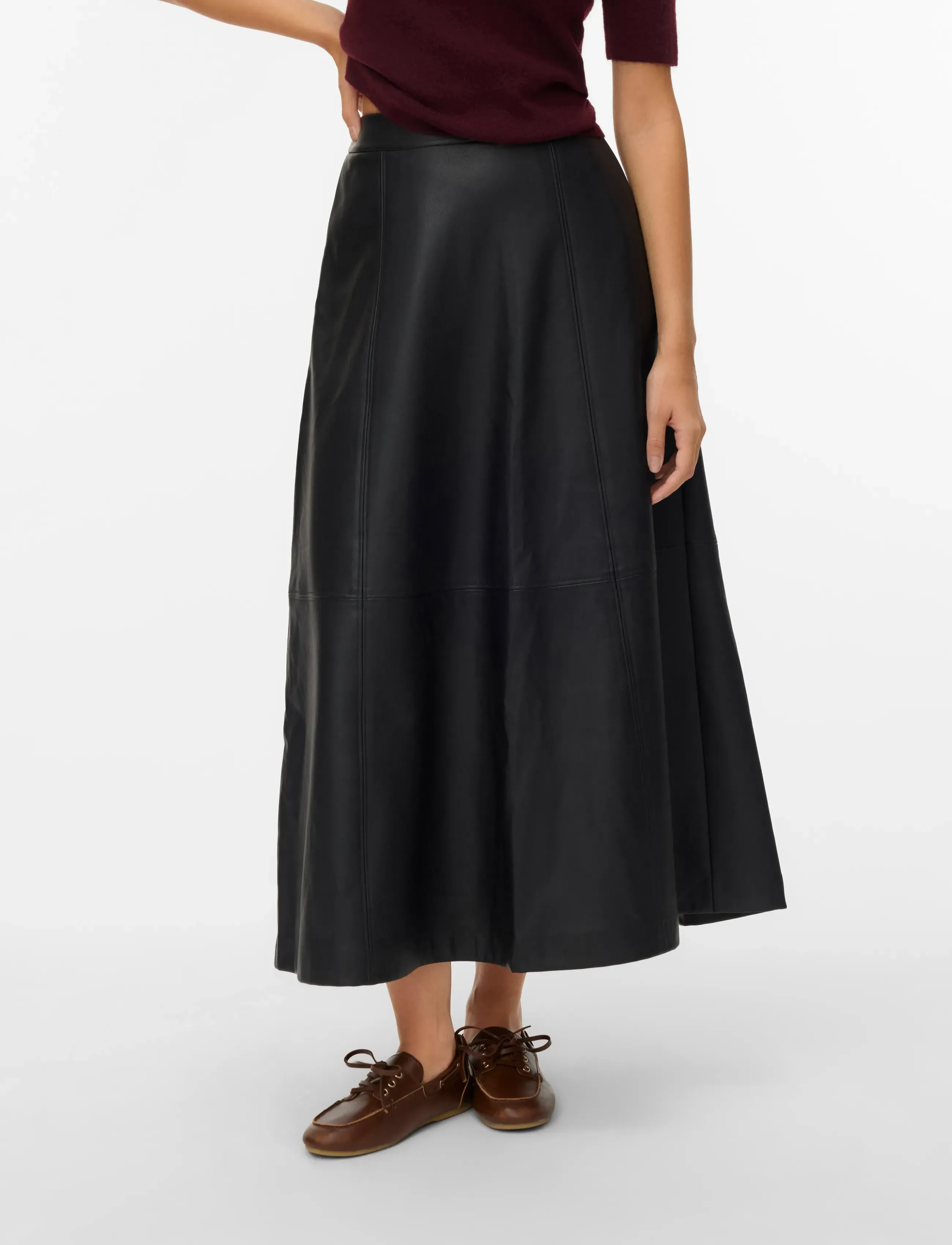 Vero Moda - VMOLIVE HW COATED ANKLE SKIRT PRM - maxi nederdele - black - 4