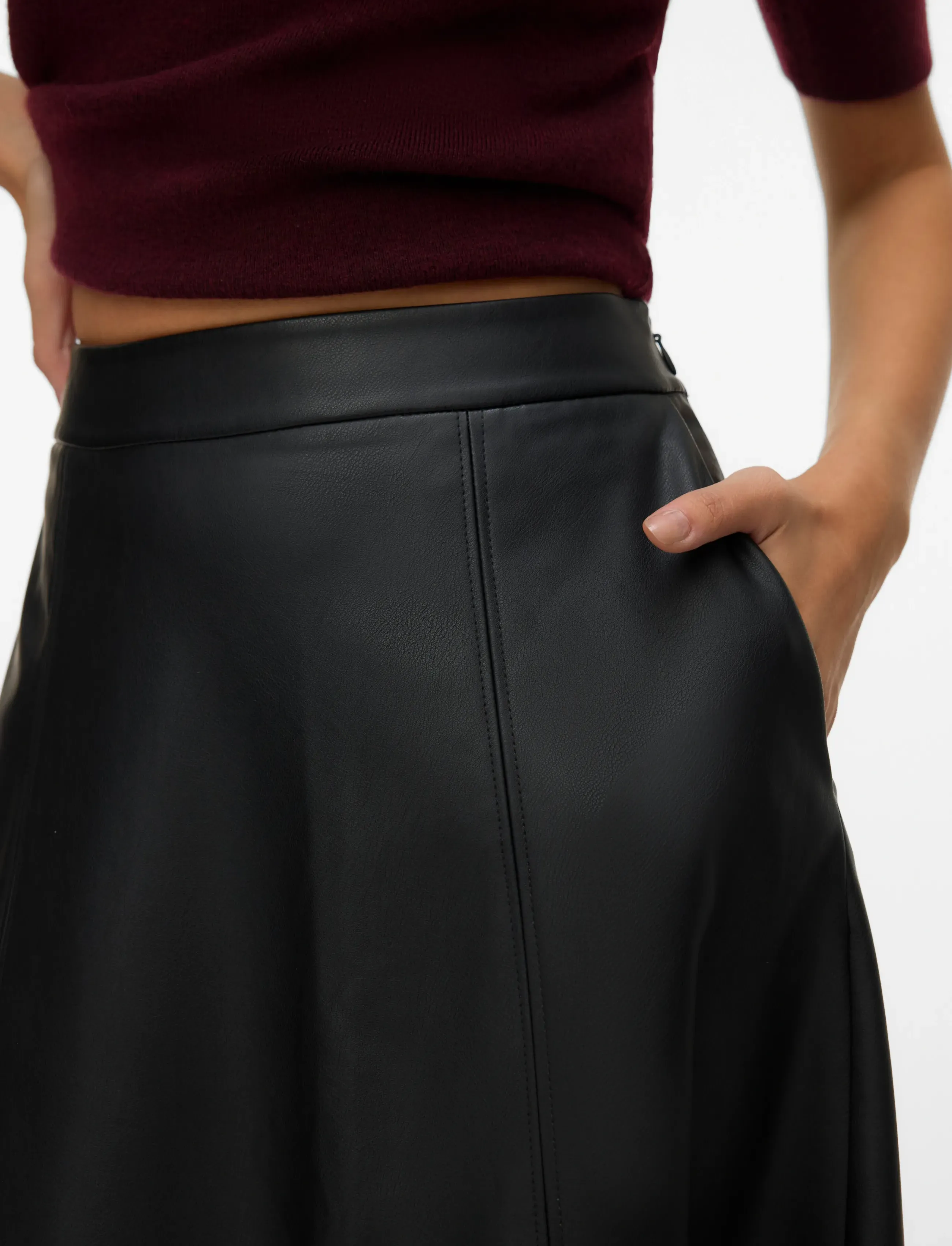 Vero Moda - VMOLIVE HW COATED ANKLE SKIRT PRM - maxi nederdele - black - 5