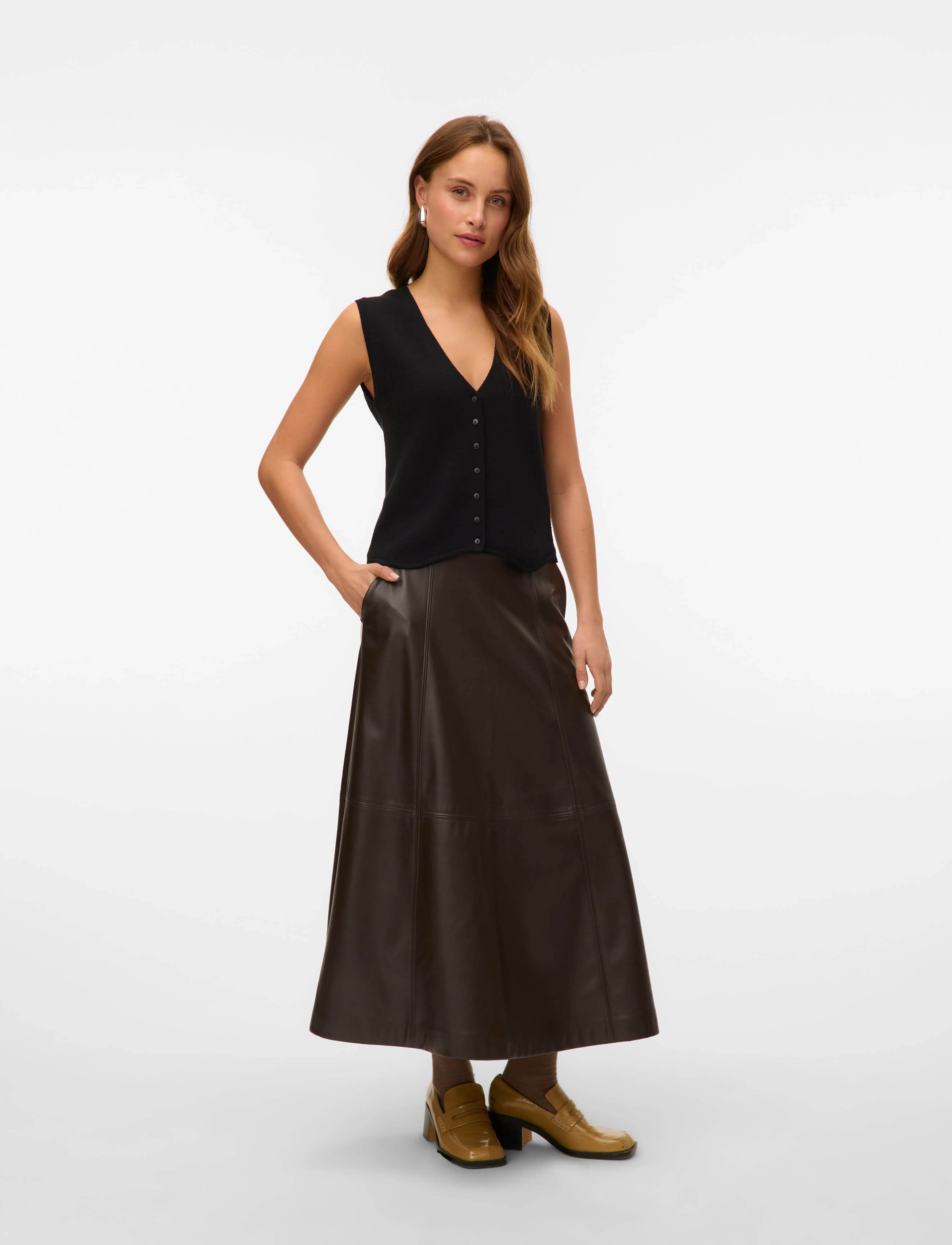 Vero Moda - VMOLIVE HW COATED ANKLE SKIRT PRM - maksiseelikud - chocolate torte - 3