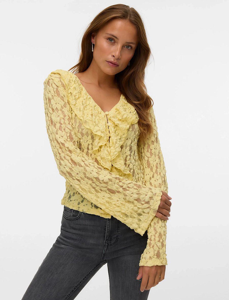 Vero Moda - AWKIENNA LS V-NECK LACE TOP - långärmade blusar - french vanilla - 4