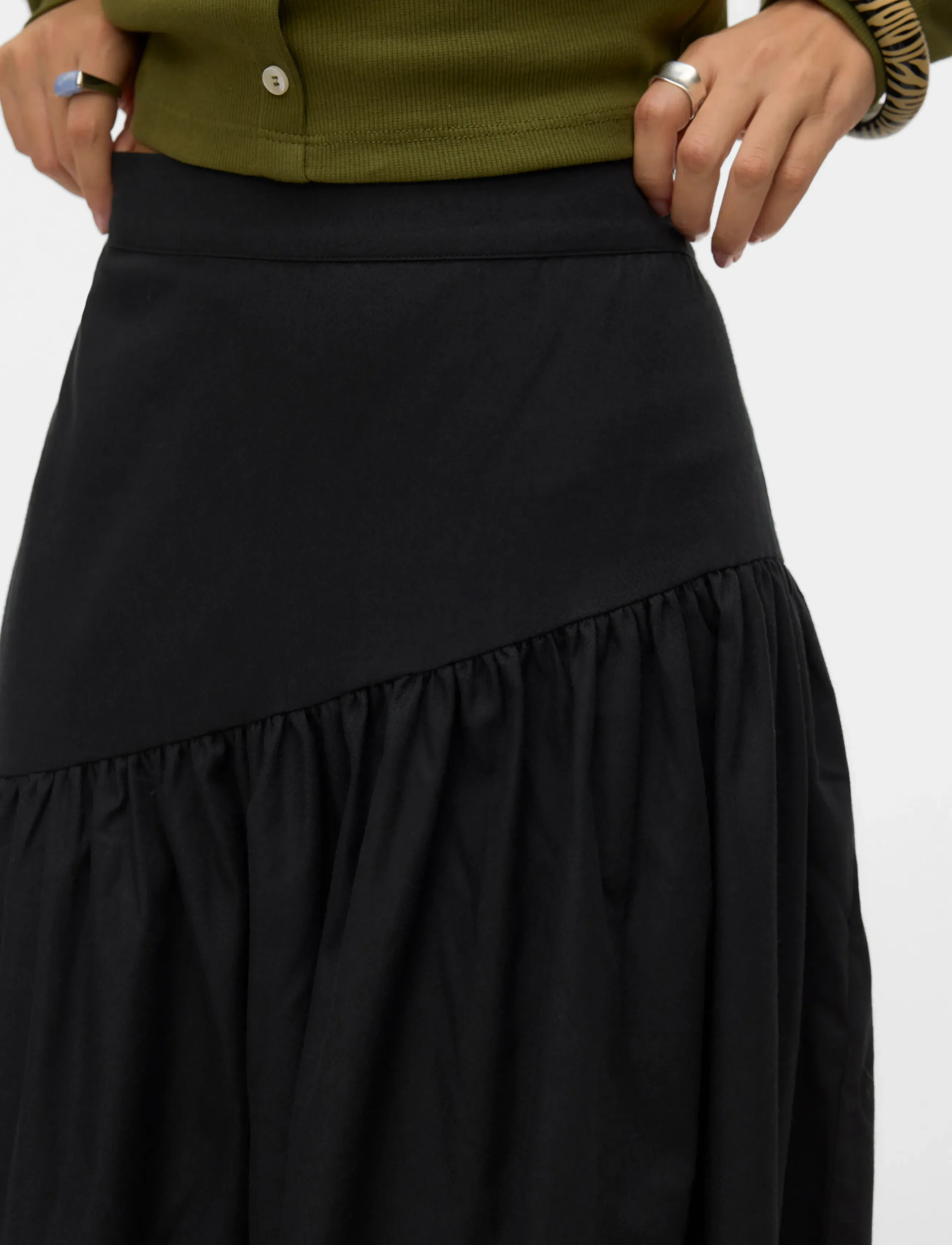 Vero Moda - VMTINA HW 7/8 SKIRT WVN GA - maxi nederdele - black - 4