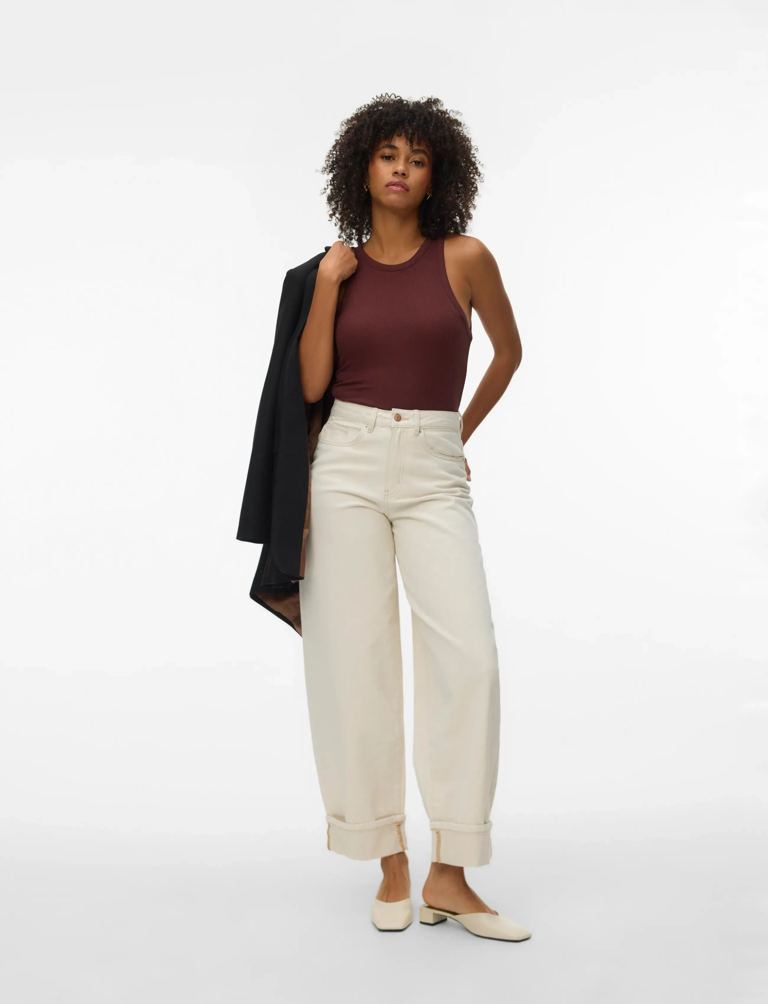 Vero Moda VMZELDA HR BARREL FOLD UP ECRU JEANS - Barrel Jeans - ECRU / cream