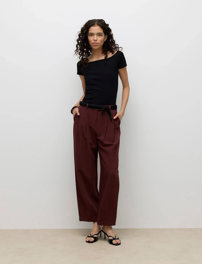 Vero Moda - AWVERDE SS OFF SHOULDER TOP NOOS - t-shirts - black - 0