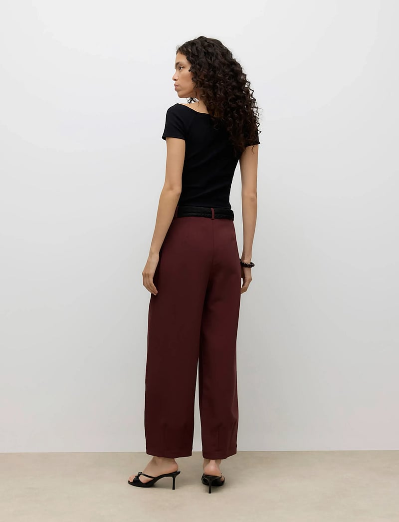 Vero Moda - AWVERDE SS OFF SHOULDER TOP NOOS - t-shirts - black - 2