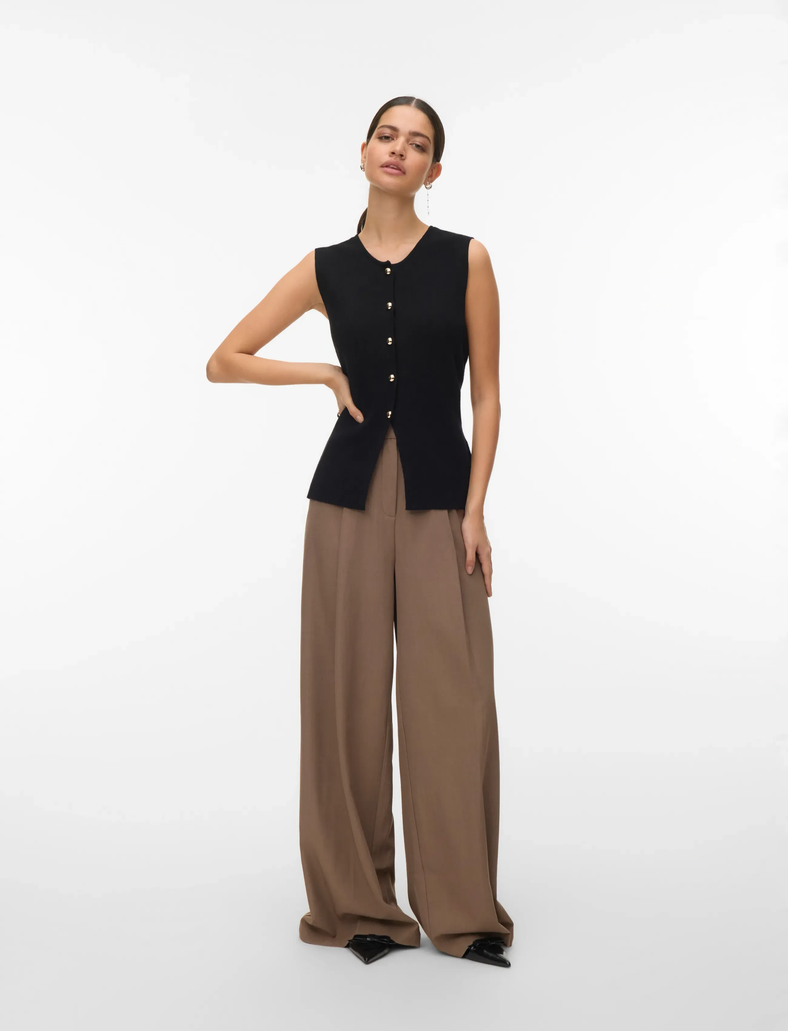 Vero Moda VMSABA SL O-NECK BUTTON VEST BTQ - T-särgid ja alussärgid - BLACK / black