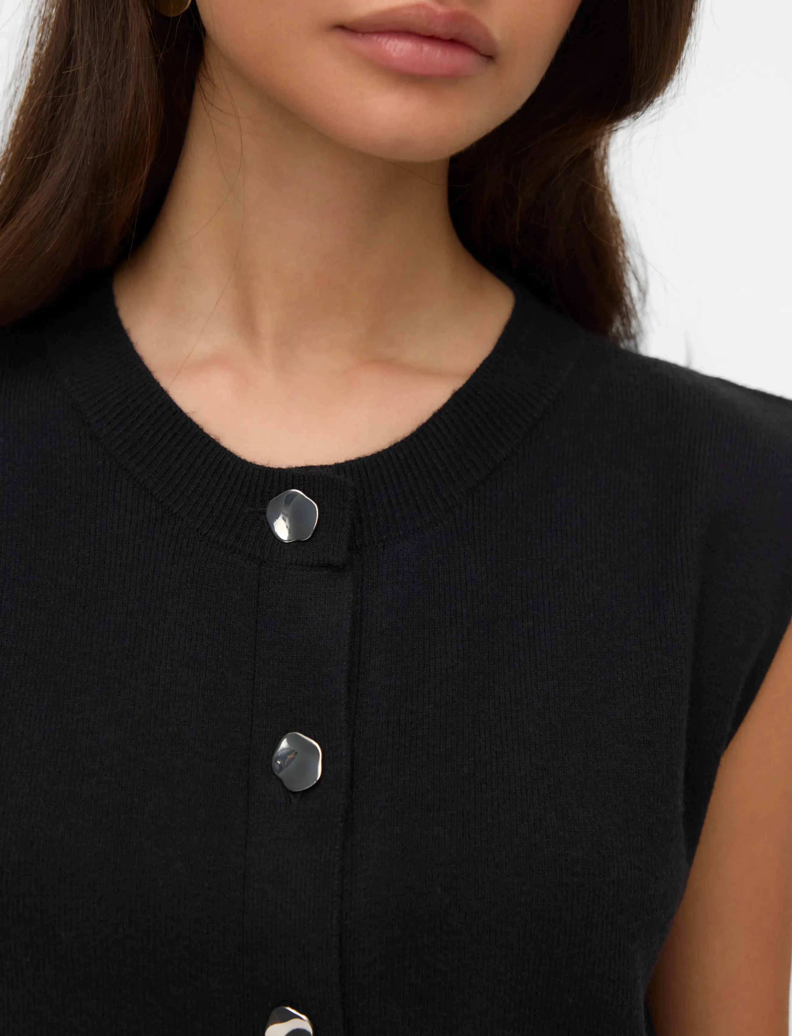Vero Moda - VMGOLD SL O-NECK BUTTON VEST BOO - gestrickte westen - black - 4