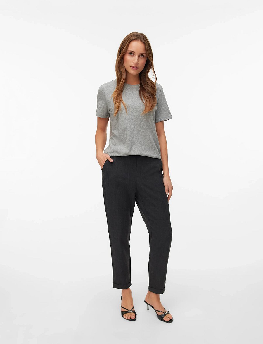 Vero Moda - VMMAYA BESTIE MW LOOSE PANT NOOS - pantalons slim fit - dark grey melange - 0