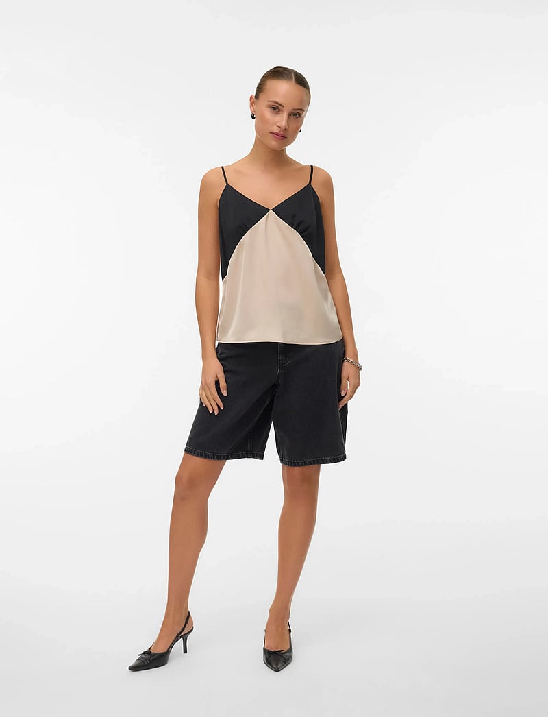 Vero Moda - VMJOY SINGLET TOP WVN BTQ - sleeveless tops - black - 0