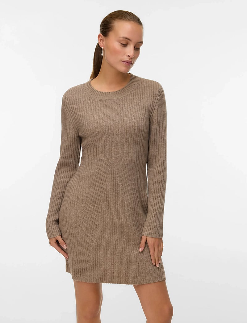Vero Moda - VMJOSANNA LS SHORT DRESS NOOS - knitted dresses - fossil - 4