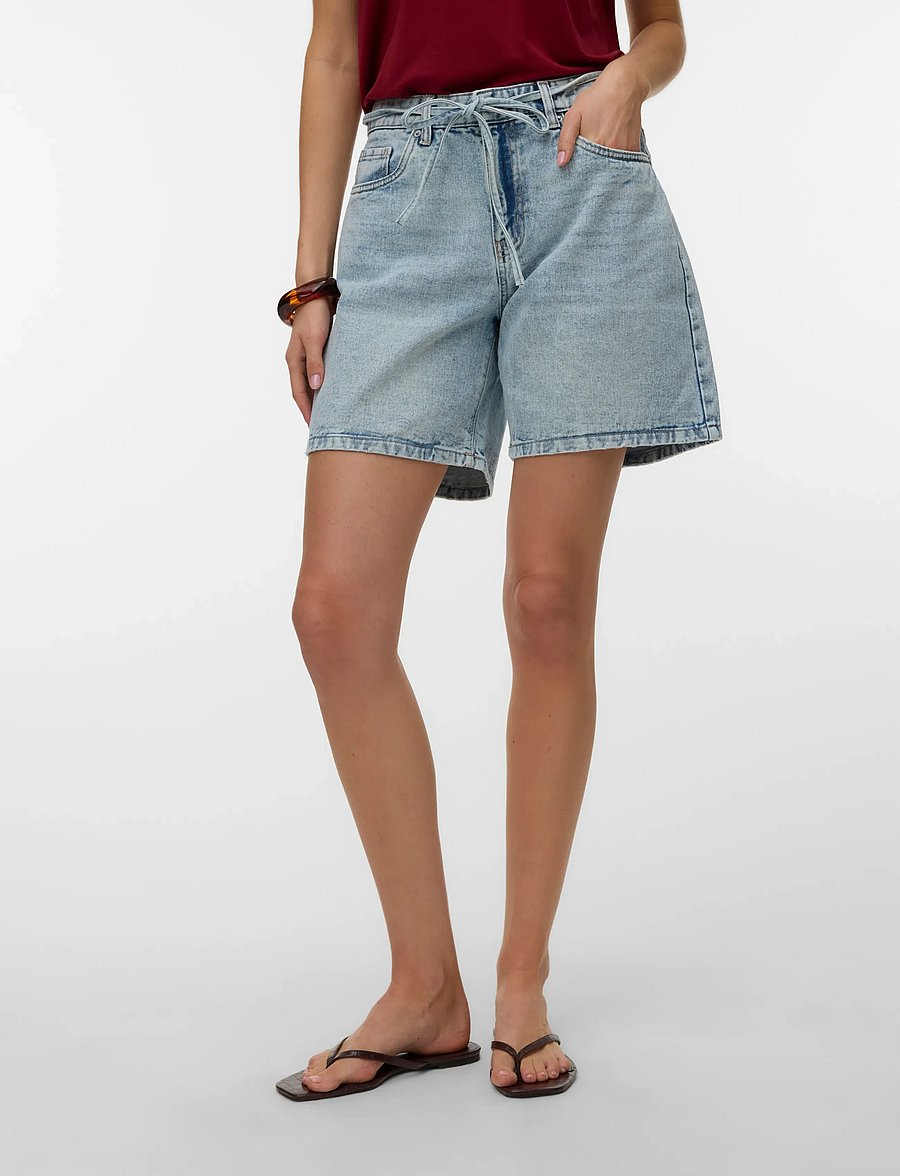 Vero Moda - VMWIEN MR BELT SHORTS MIX GA NOOS - jorts - light blue denim - 3
