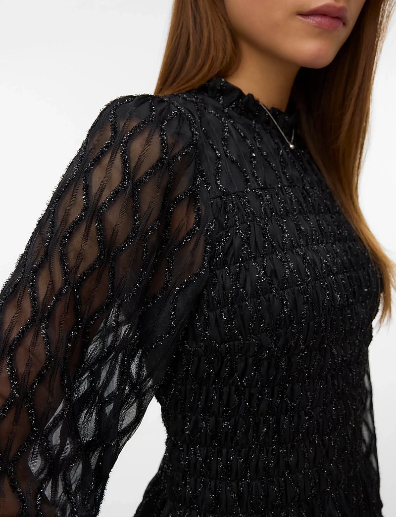 Vero Moda - AWNOLITA LS HIGH NECK SMOCK TOP - langärmlige blusen - black - 4