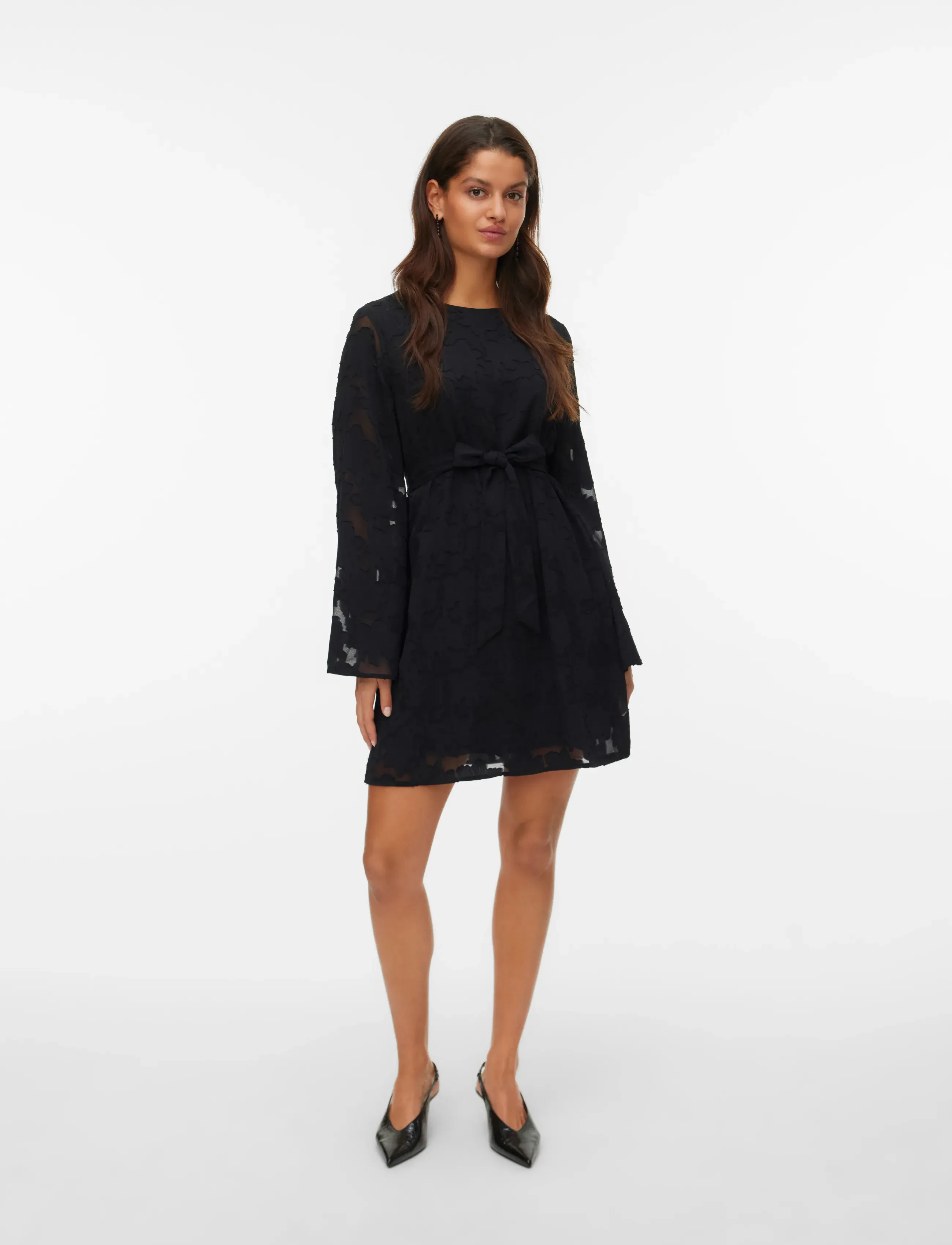 Vero Moda VMSLOANE LS SHORT DRESS WVN EXP - Korte kjoler - BLACK / black