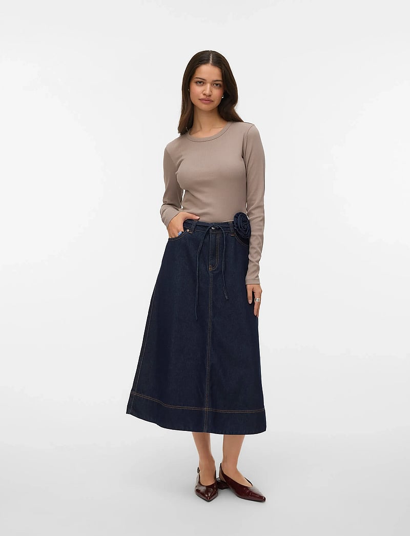Vero Moda - VMRUTH HR ROSE BELT DENIM SKIRT SI346 - jeanskjolar - dark blue denim - 0