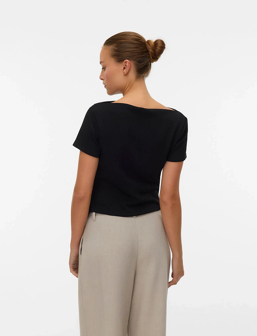 Vero Moda - VMMILLE SS BOATNECK SHORT TOP JRS NOOS - t-shirts - black - 2