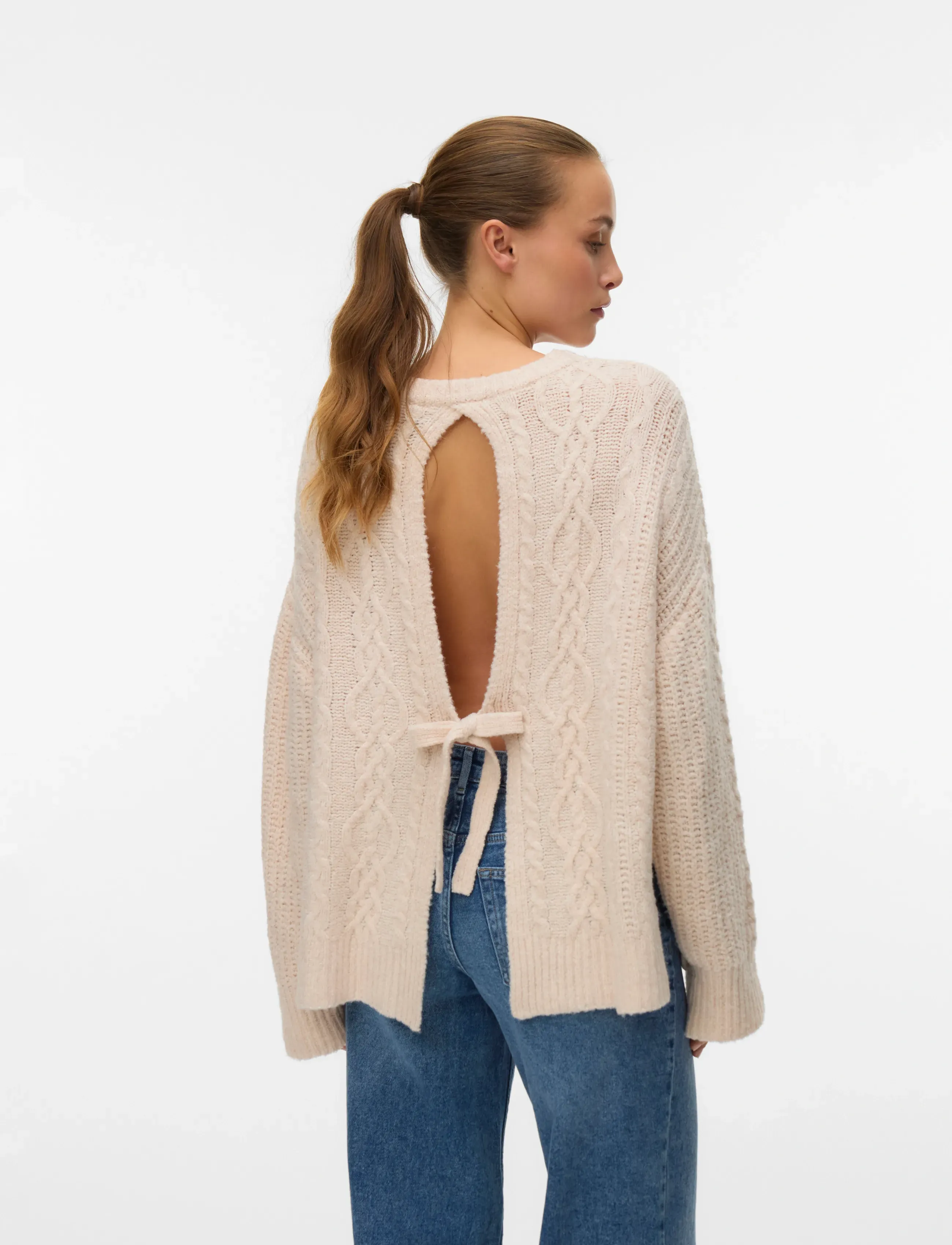 Vero Moda - VMSIA LS BOW CB CABLE KNIT EXP - strikkegensere - sandshell - 3