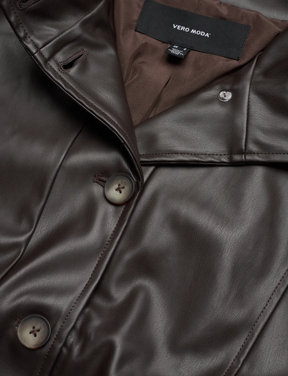 Vero Moda - VMPOLLY HIGH NECK JACKET COATED EXP - bomberjacken - chocolate martini - 2