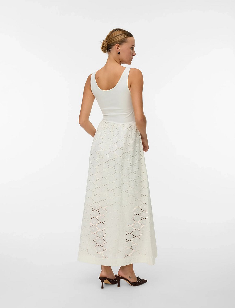 Vero Moda - AWBRISTOL SL U-NECK ANKLE DRESS - sommerkleider - snow white - 2