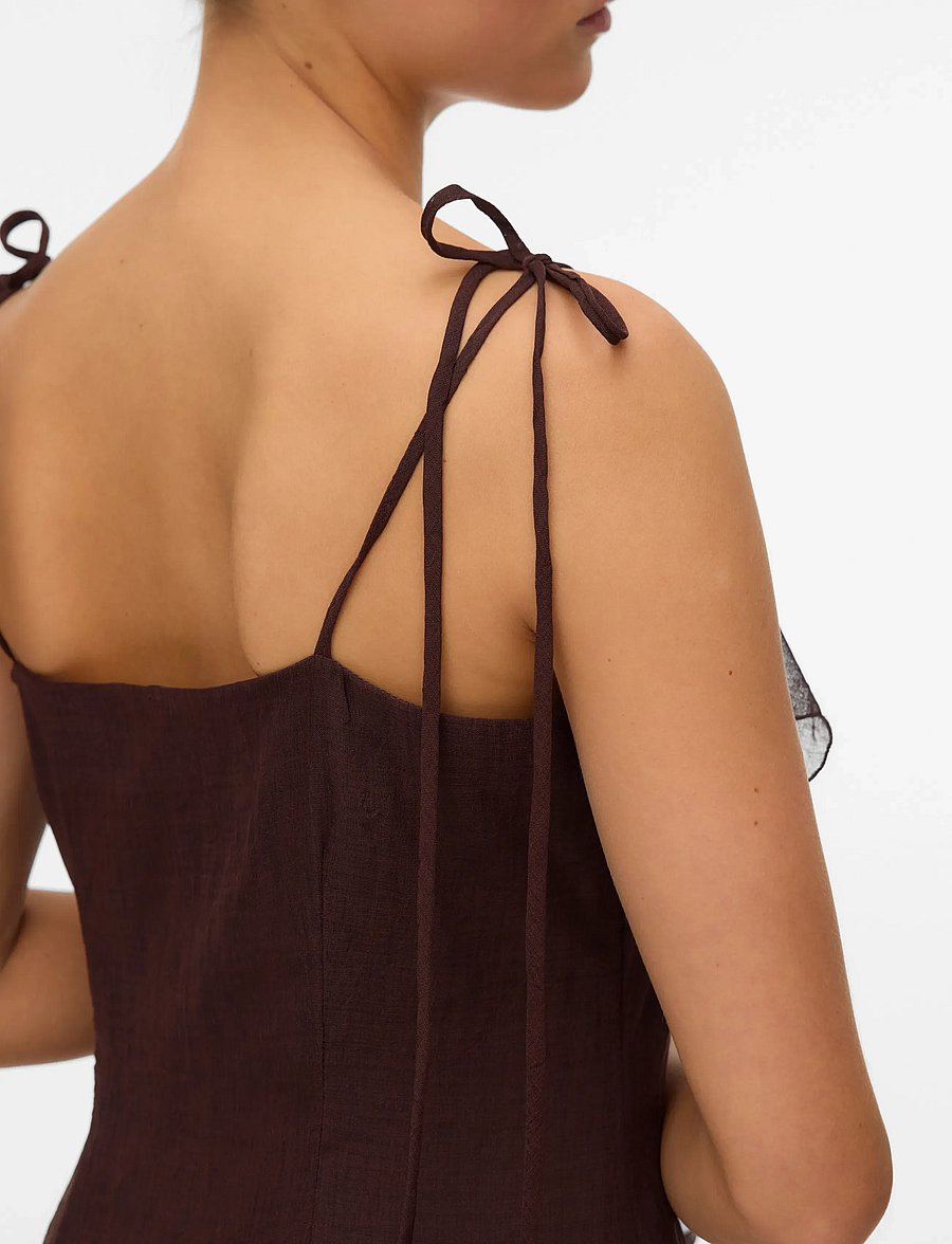 Vero Moda - VMSABRINA BLK SCRF FLOUNCE DRESS WVN EXP - partíkjólar - chocolate martini - 4