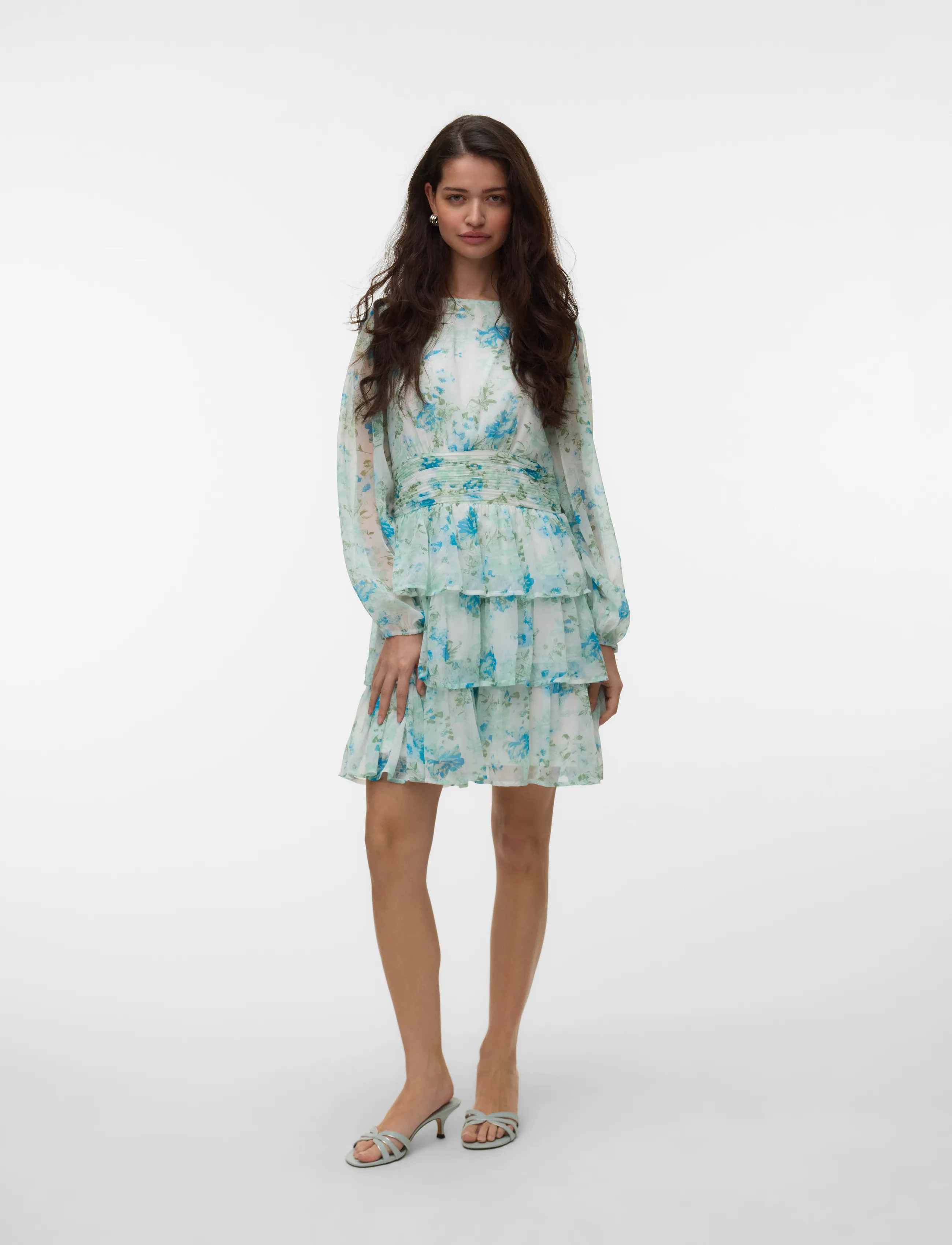 Vero Moda VMSMILLA LS SHORT LAYER DRESS WVN - Modern femininity - SNOW WHITE / blue