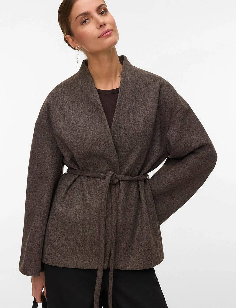 Vero Moda - AWSIJINA LS V-NECK SHORT JACKET NOOS - jackor - coffee bean - 3