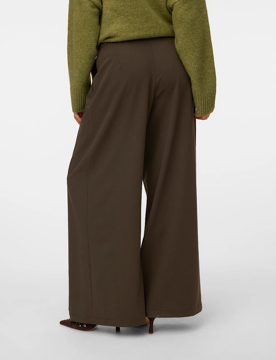 Vero Moda - VMSTELLA MW WIDE PLEAT PANT NOOS - anzugshosen - forest night - 2