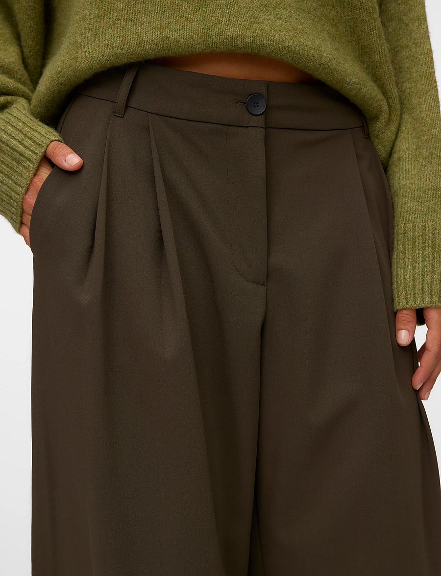 Vero Moda - VMSTELLA MW WIDE PLEAT PANT NOOS - anzugshosen - forest night - 4