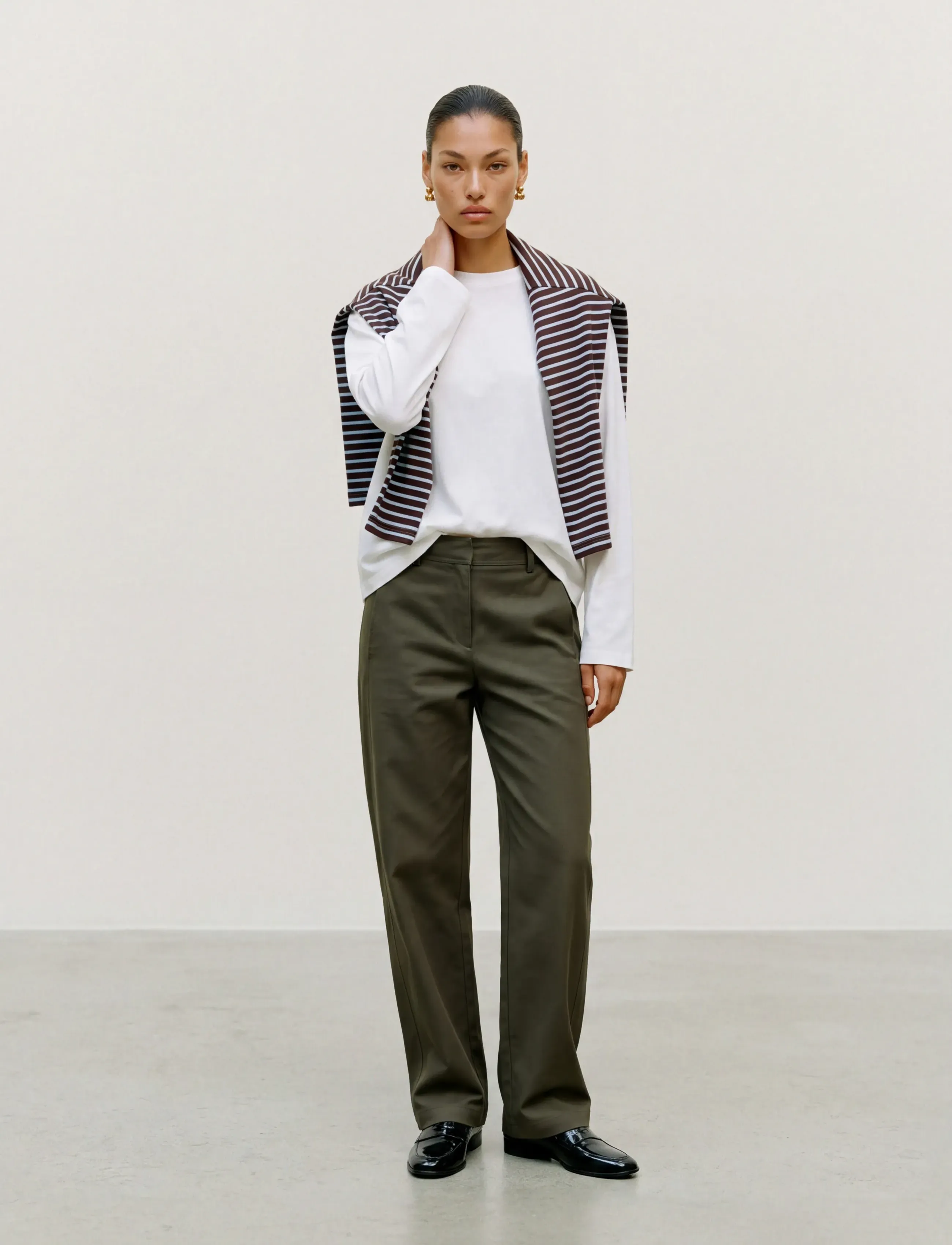 Vero Moda VMSOFIA MW BARREL PANT NOOS - Byxor - FOREST NIGHT / khaki/green