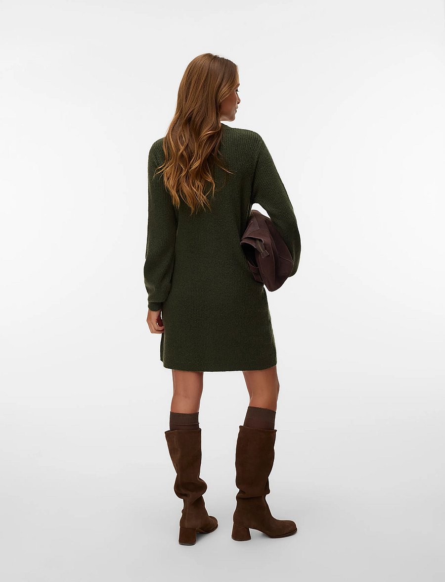 Vero Moda - VMKARLA LS V-NECK BUTTON ABK DRESS NOOS - strickkleider - forest night - 2
