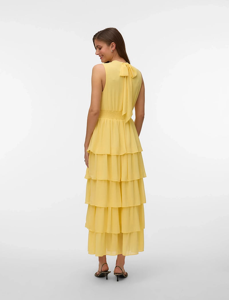 Vero Moda - VMSERENA SL LONG FRILL DRESS WVN - cocktailklänningar - flan - 2