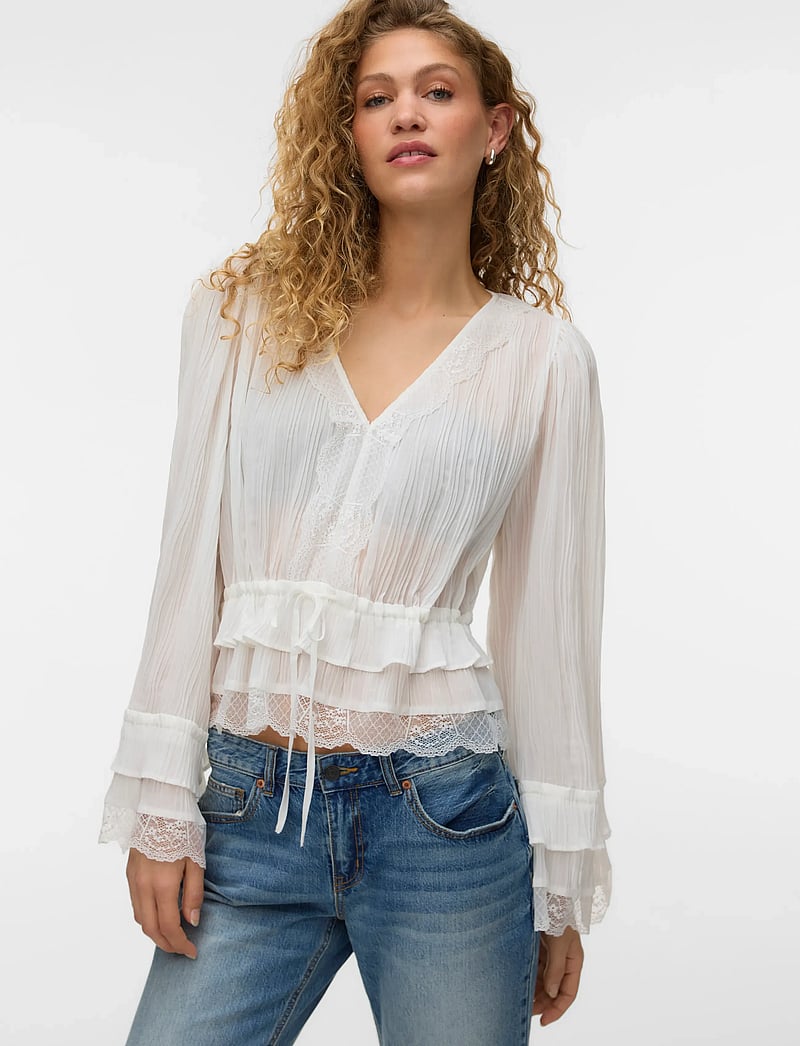 Vero Moda - VMFELINE LS SHORT TOP EXP - langärmlige blusen - snow white - 3