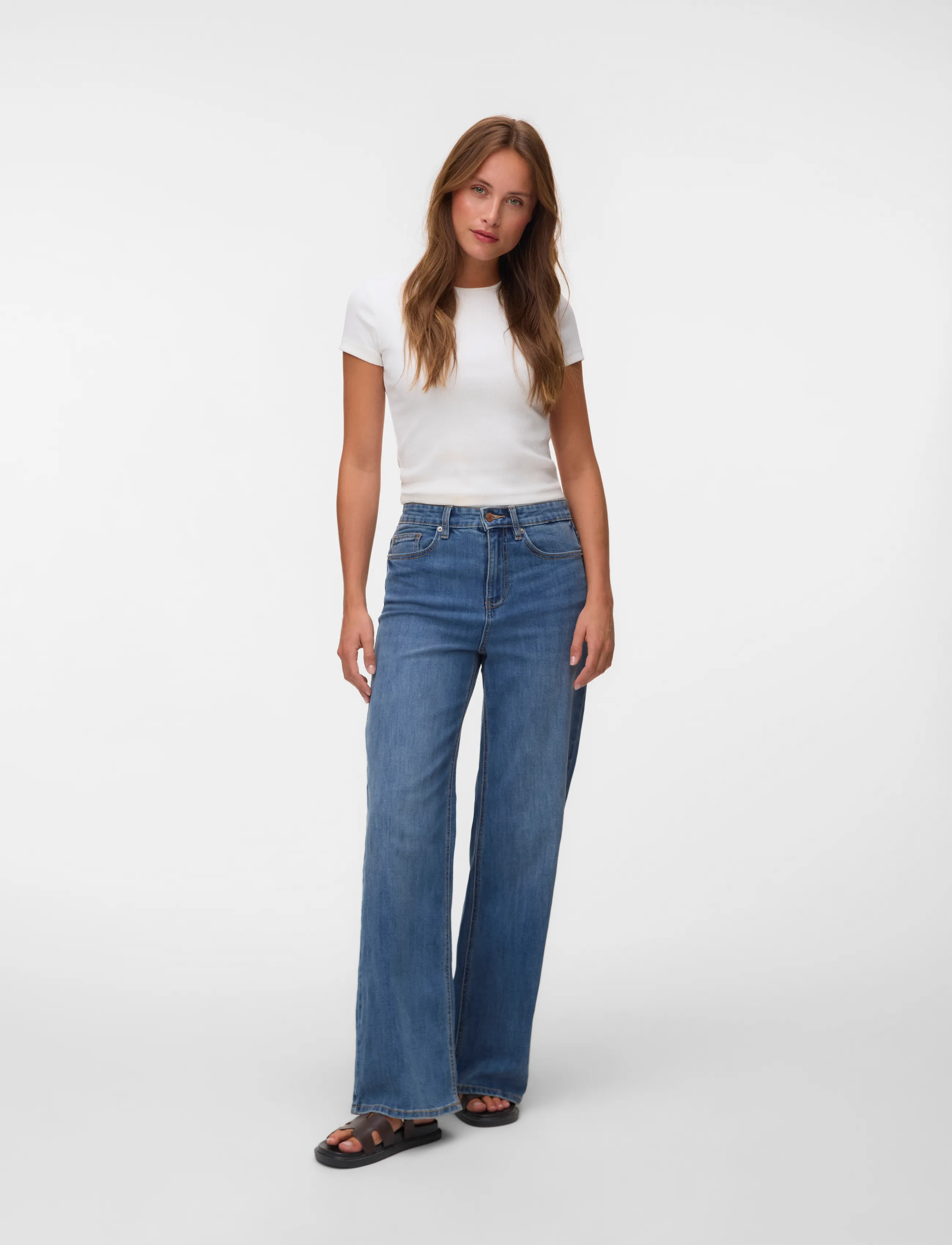 Vero Moda VMOLIVIA STRETCH HR WIDE JNS LI3182 NOOS - Jeans - MEDIUM BLUE DENIM / blue