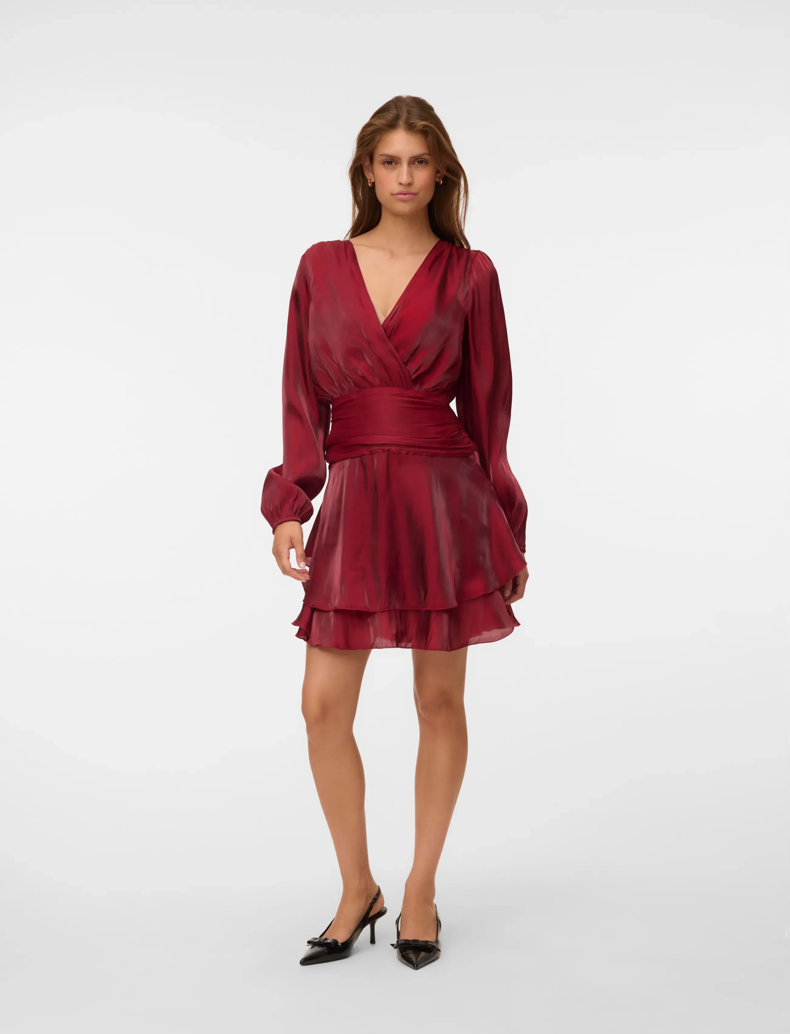 Vero Moda VMPOLLY LS SHORT DRESS WVN EXP - Sæsonens farver - BIKING RED / burgundy