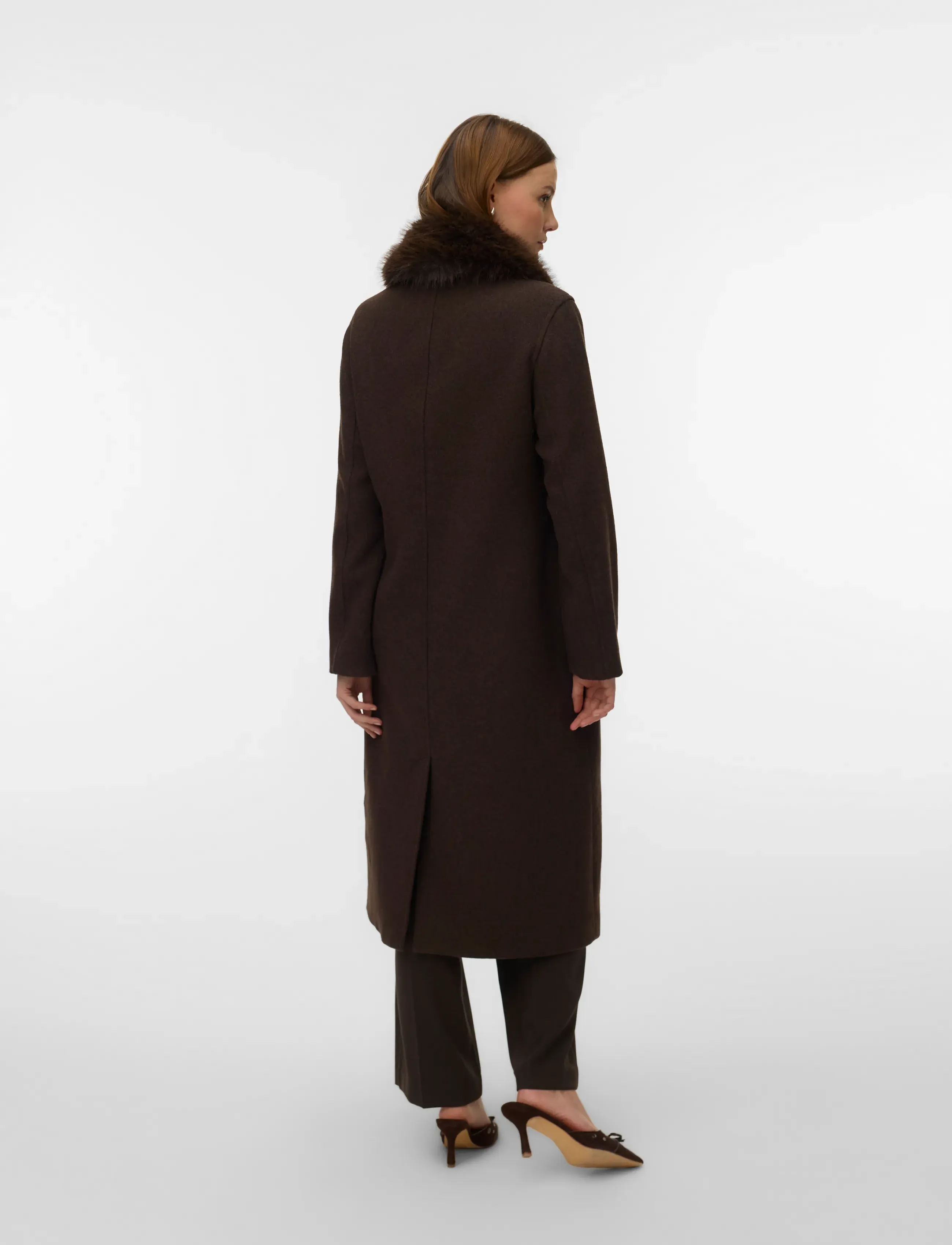 Vero Moda - VMUNAVIOLA LONG WOOL BLEND COAT PRM - winterjacken - chocolate torte - 2