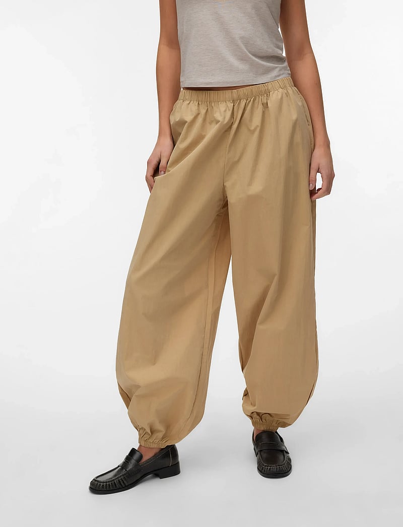 Vero Moda - VMJOSE MW BALLOON PANTS - barrel-hosen - incense - 3